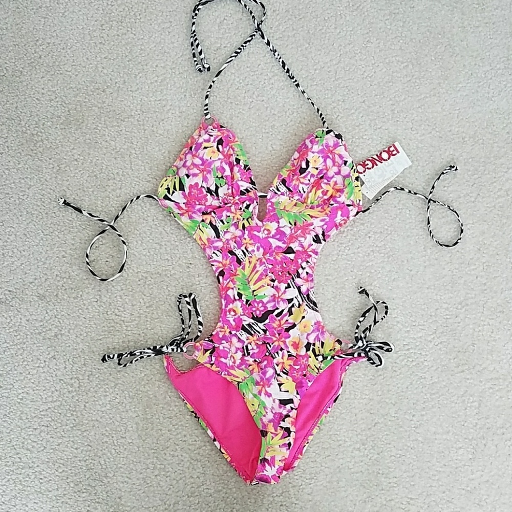 Bongo bathing suit